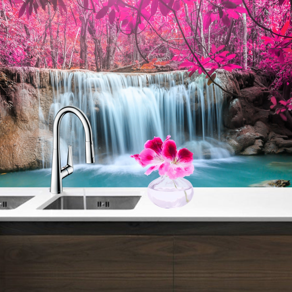 Printed glass kitchen splashback
